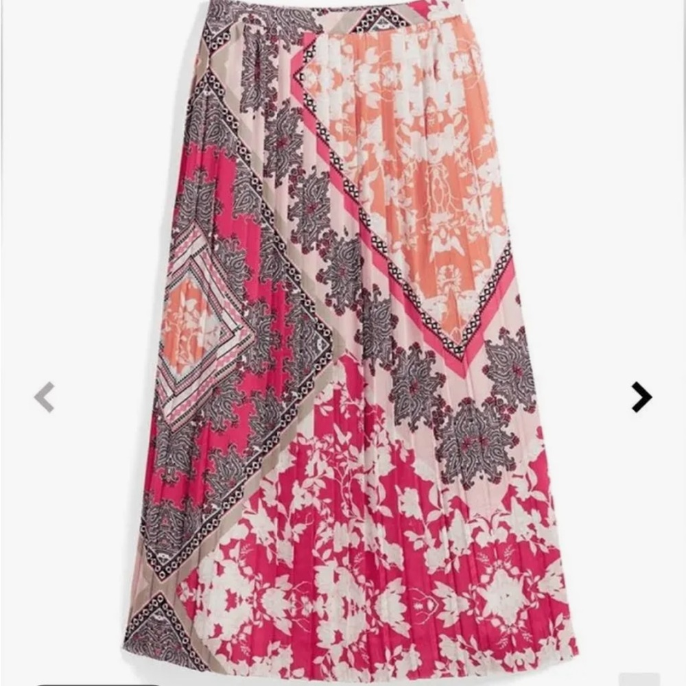 Chico's Colorful Pleated Skirt with Geometric Patterns
